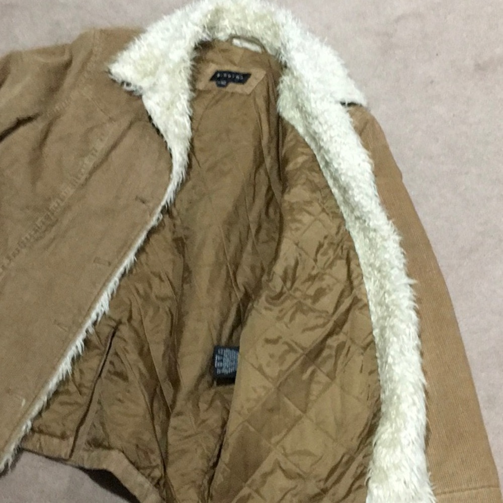 Jacket - Picture 2 of 6